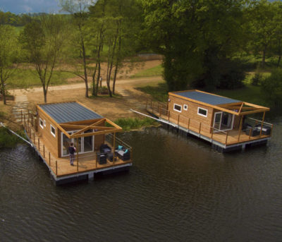 Rent a Houseboat